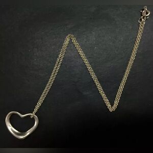 💫Tiffany & Co Open Heart Sterling Silver Necklace 27mm💫